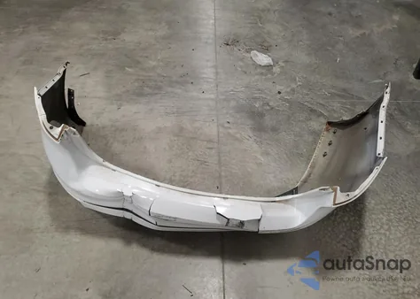 2014 Ford Fiesta Se z USA, uszkodzony, nr VIN 3FADP4BJ1EM232675